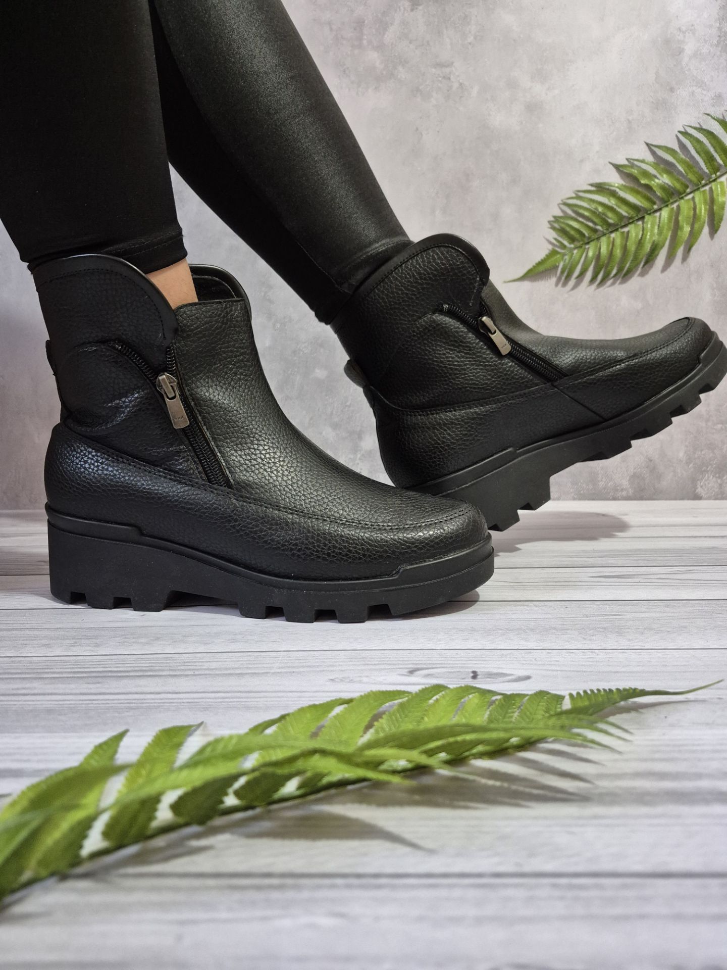 بوت زنانه بندی