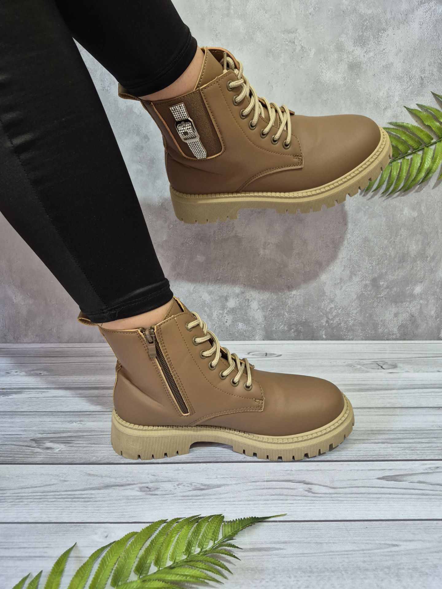 بوت زنانه جدید