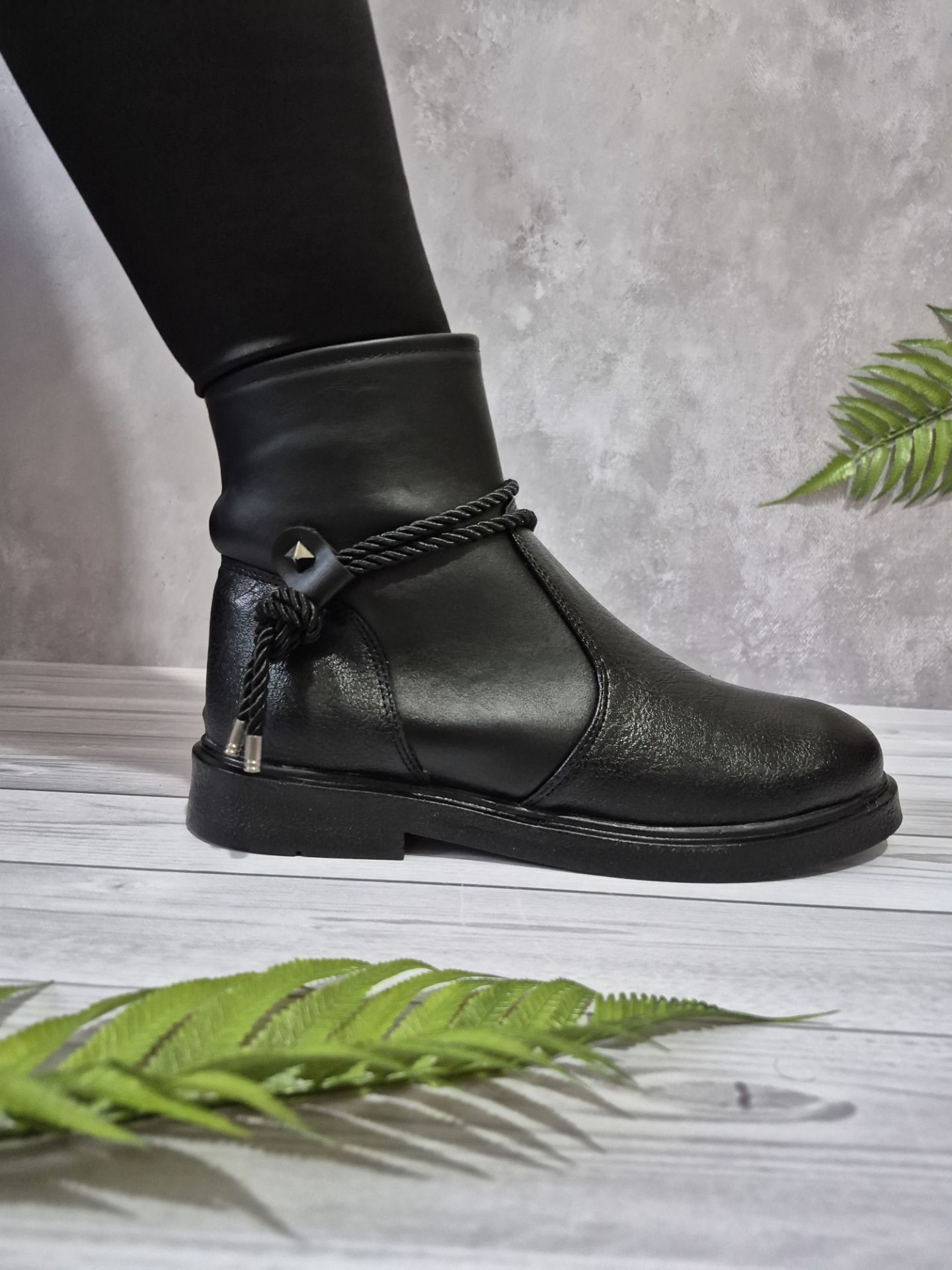 بوت زنانه زیپ دار