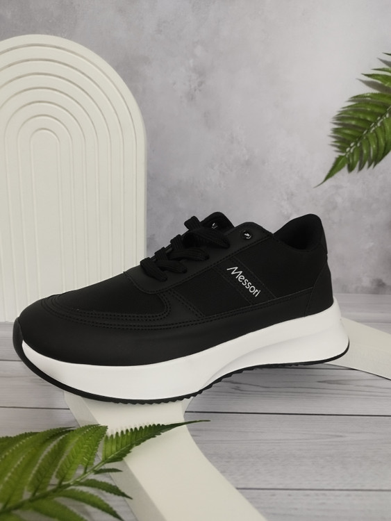 خرید کتونی مشکی زنانه