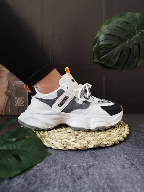 کتونی زنانه خارجی بالنسیاگا