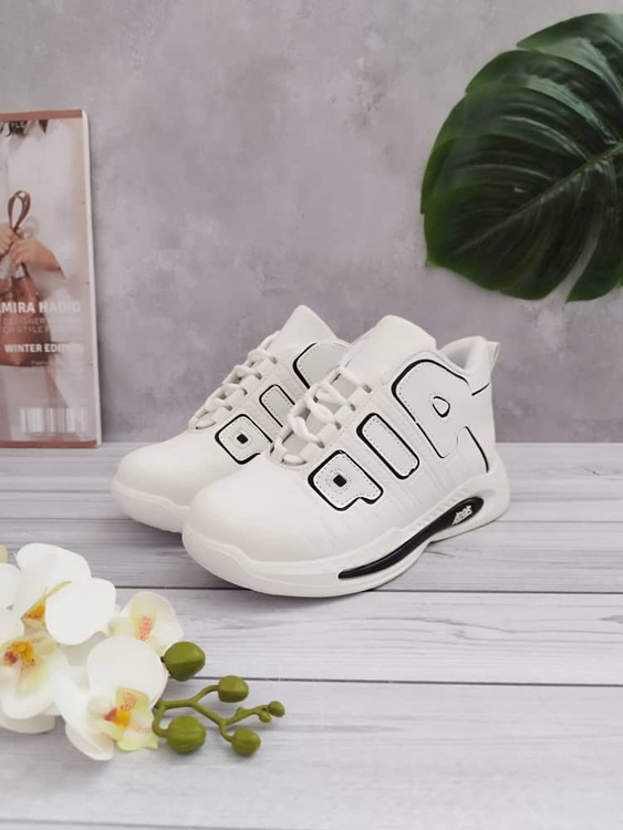 کتونی خارجی سفیدجدید