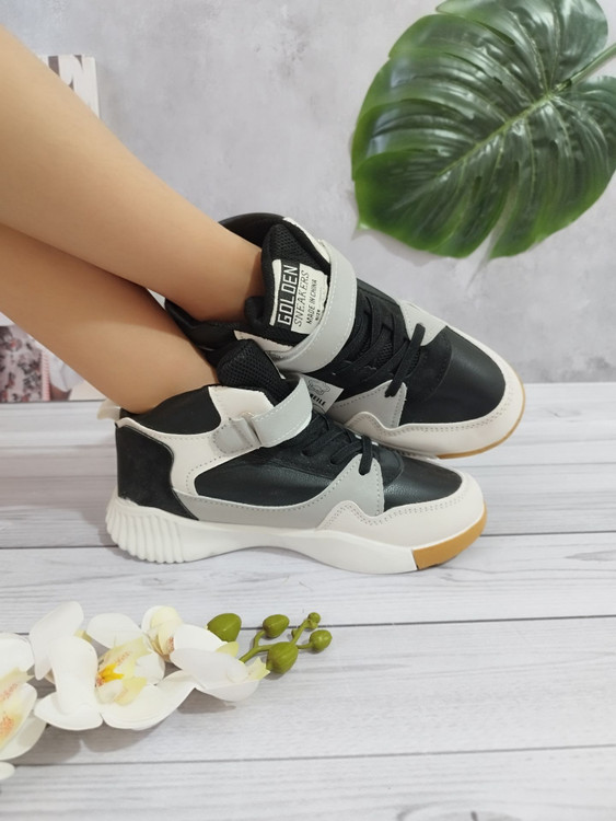 خرید کتونی سفیدمشکی