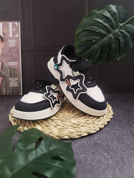 کفش بچگانه جدید