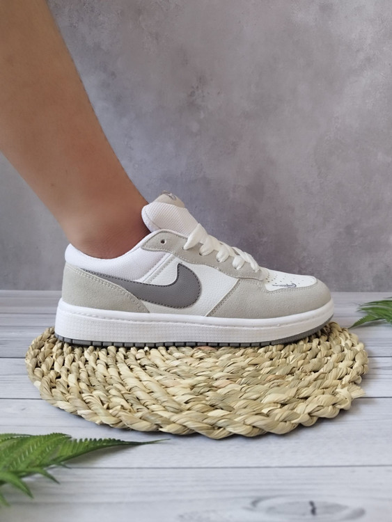 جردن وان زنانه