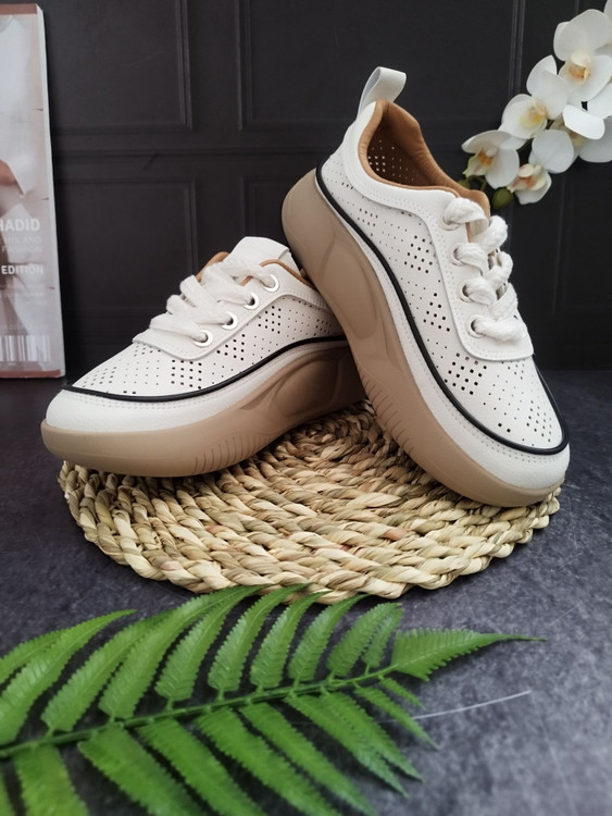 کتونی خارجی جدید