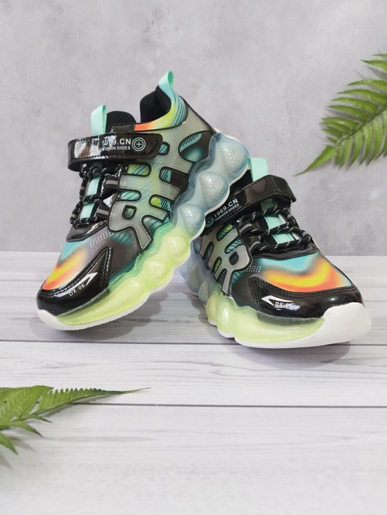 کتونی بچگانه جدید