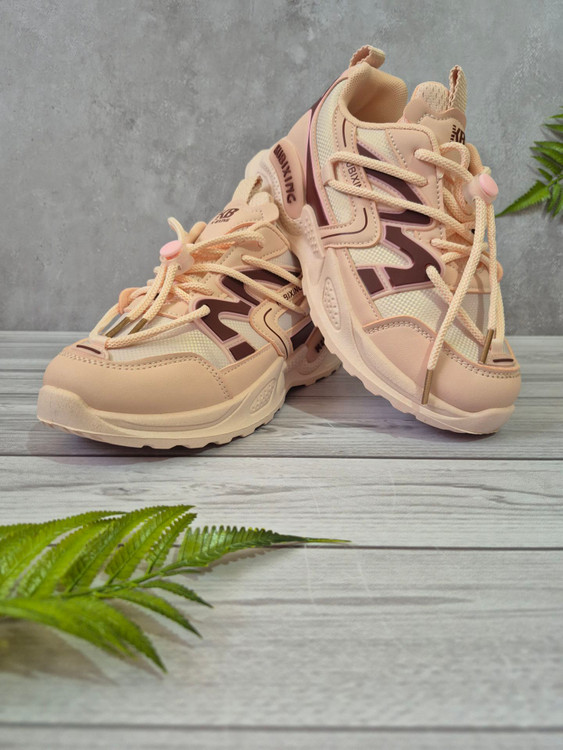 کتونی وارداتی بچگانه