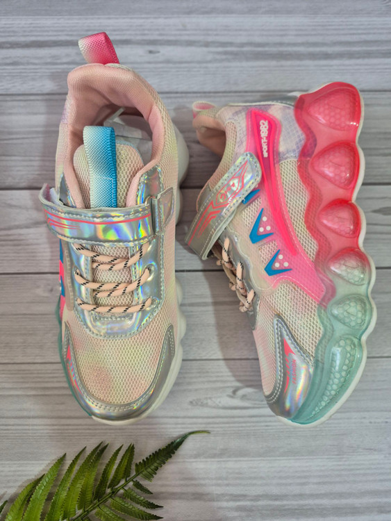 کتونی بچگانه خارجی