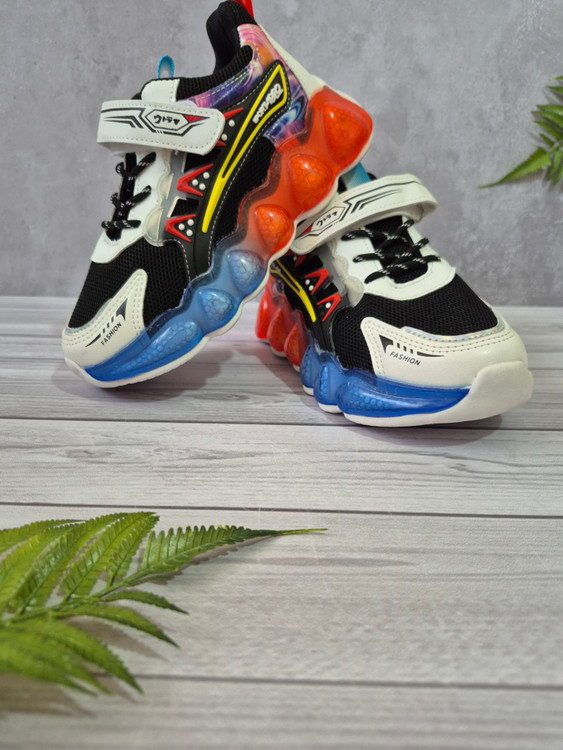 کتونی پسرانه وارداتی