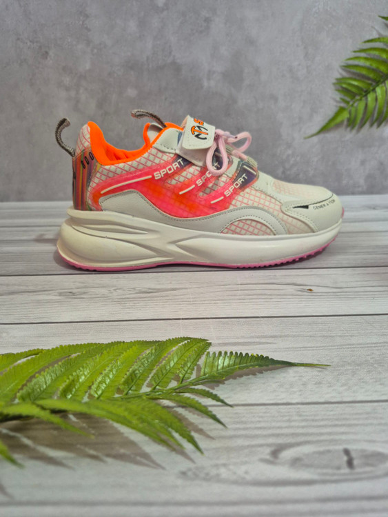 کتونی بچگانه جدید