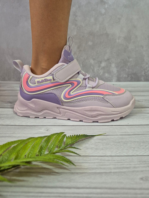 کتونی بچگانه