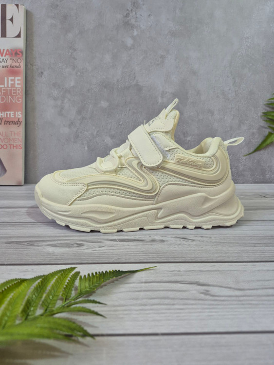 کتونی بچگانه خارجی