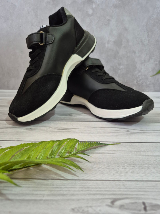 کتونی بچگانه جدیدخارجی