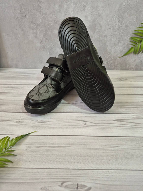 کتونی بچگانه مشکی