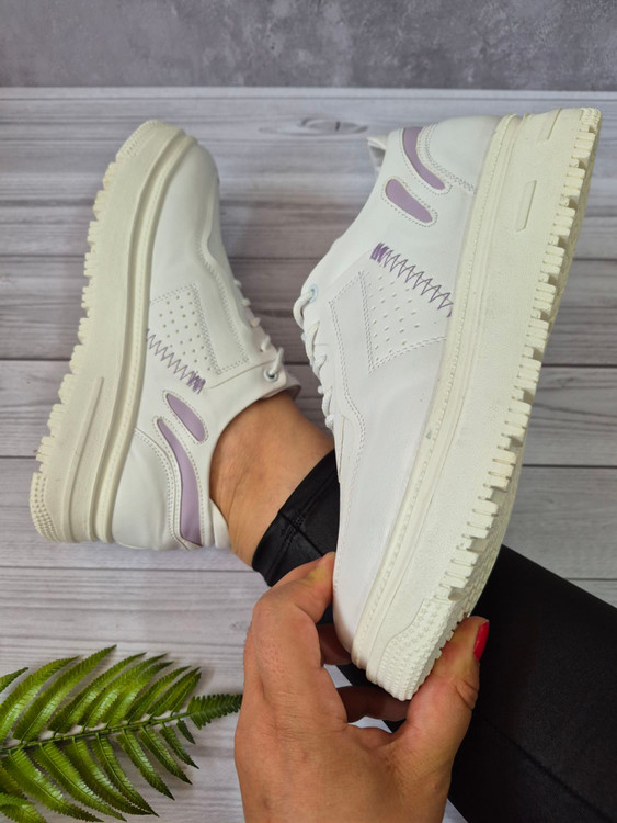 کتونی زنانه سفید