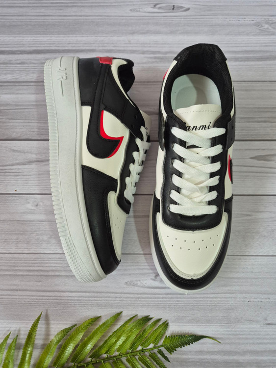 کتونی وارداتی