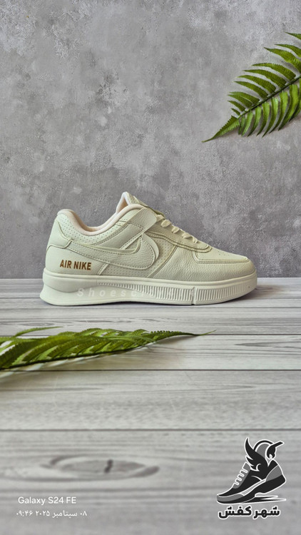 خرید کتونی زنانه سفید