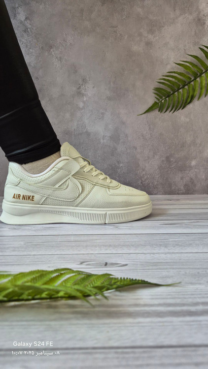 کتونی زنانه