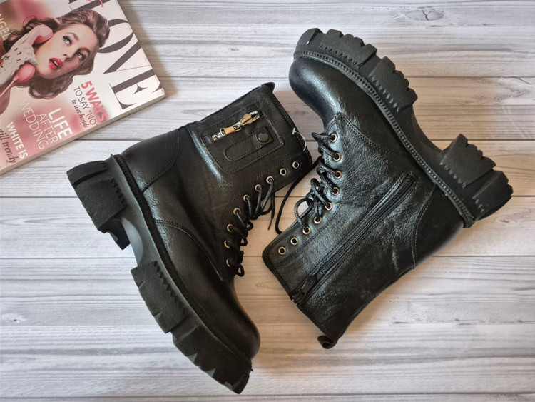 نیم بوت زنانه