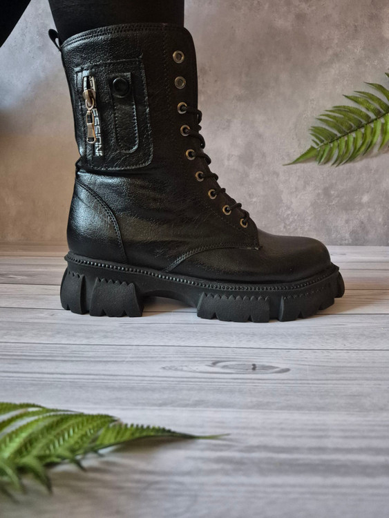 بوت زنانه بندی