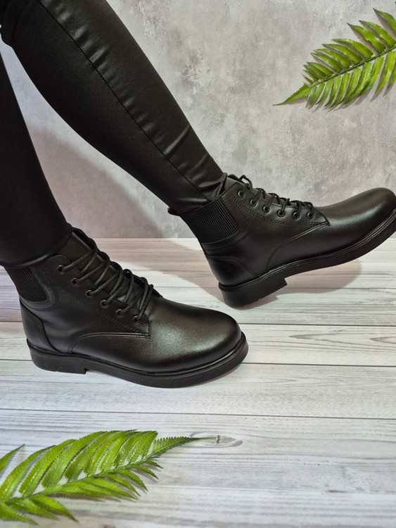 بوت زنانه مشکی