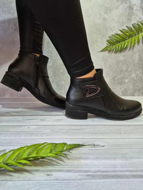 خریدانلاین بوت زنانه