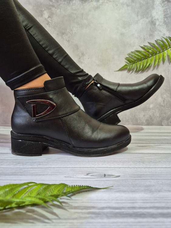 بوت زنانه مشکی