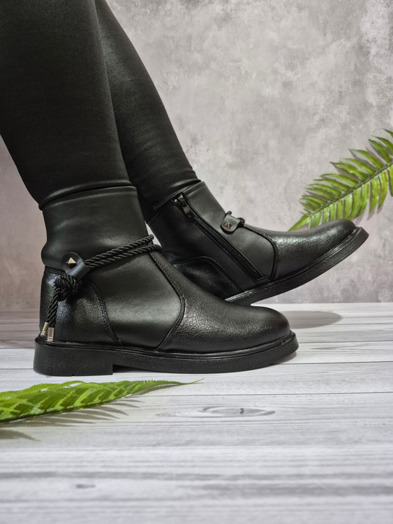 بوت زنانه مشکی