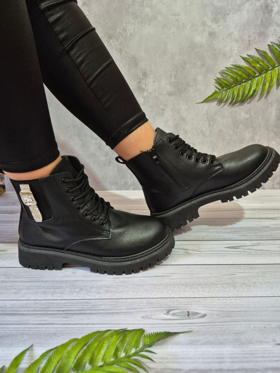 بوت زنانه مشکی