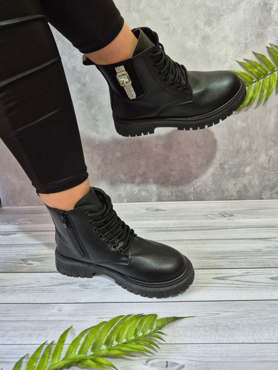 بوت مشکی وارداتی