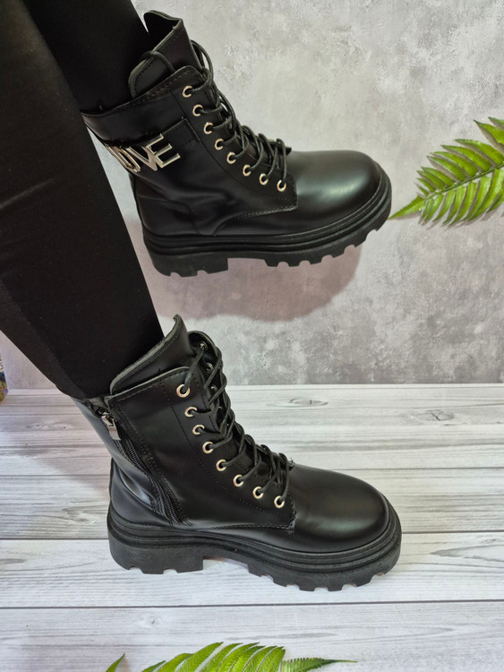 بوت زنانه مشکی