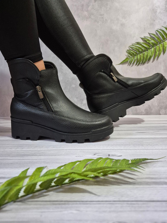 نیم بوت زنانه