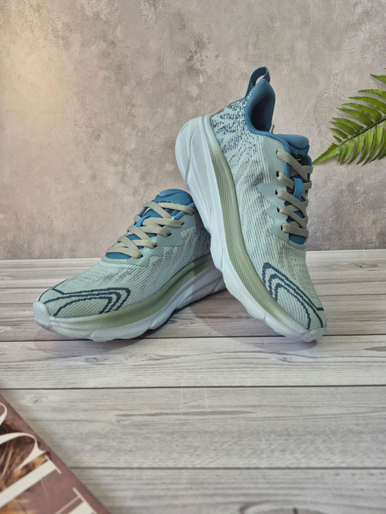 کتونی زنانه تک سایز