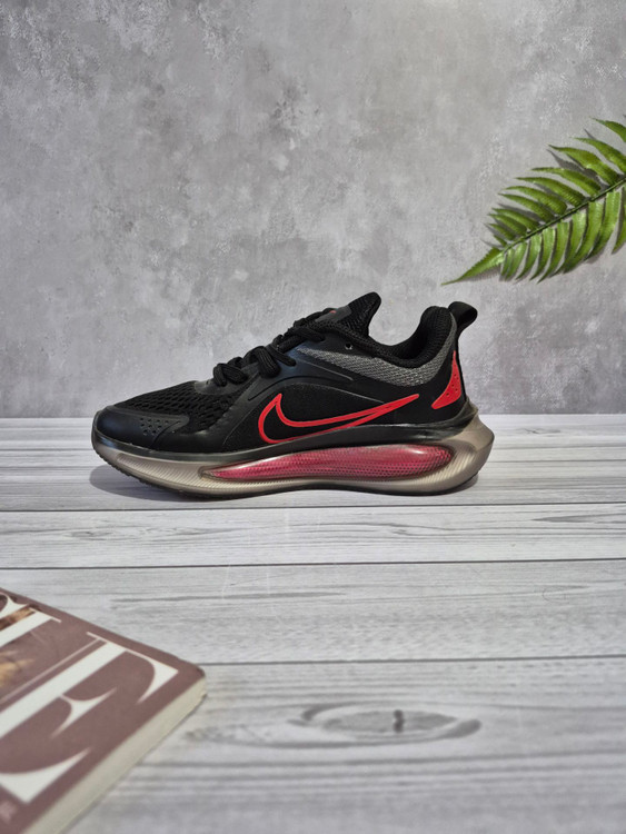 کتونی نایکی اف خورده