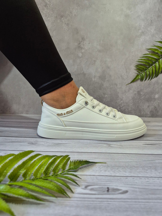 ونس زنانه سفید