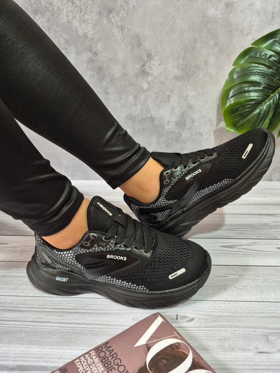 کفش بروکس جدید