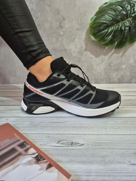 کفش سالامون