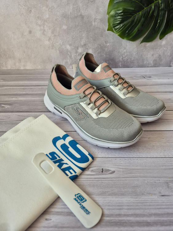 اسکیچر زنانه